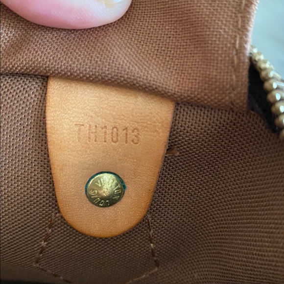 ❌SOLD ALREADY❌💯% Authentic Luis Vuitton 25Speedy - Picture 9 of 16